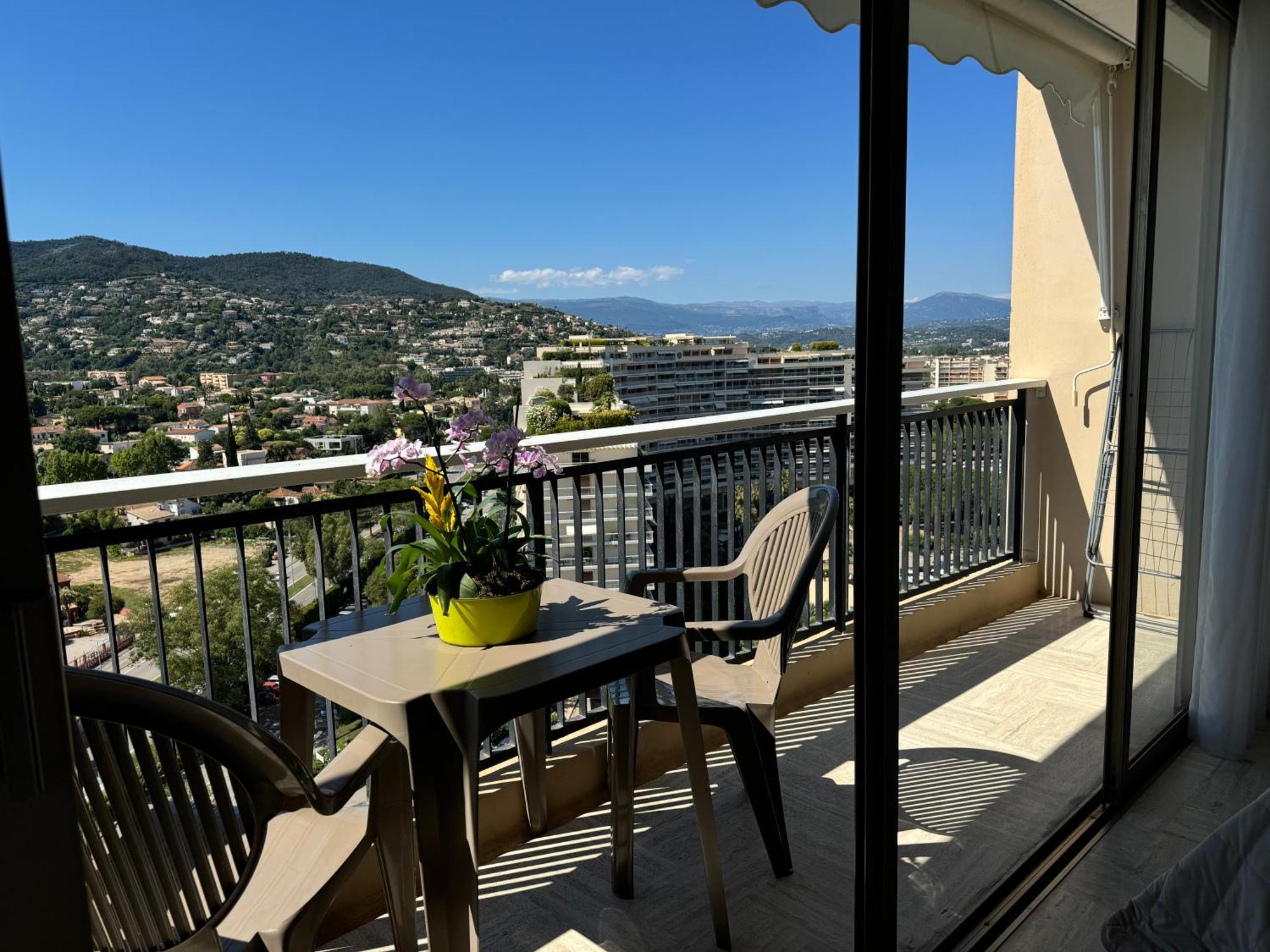 My Resid Appart Cannes Vue Marina Et Vue Montagne Манделю-ла-Напул Екстериор снимка