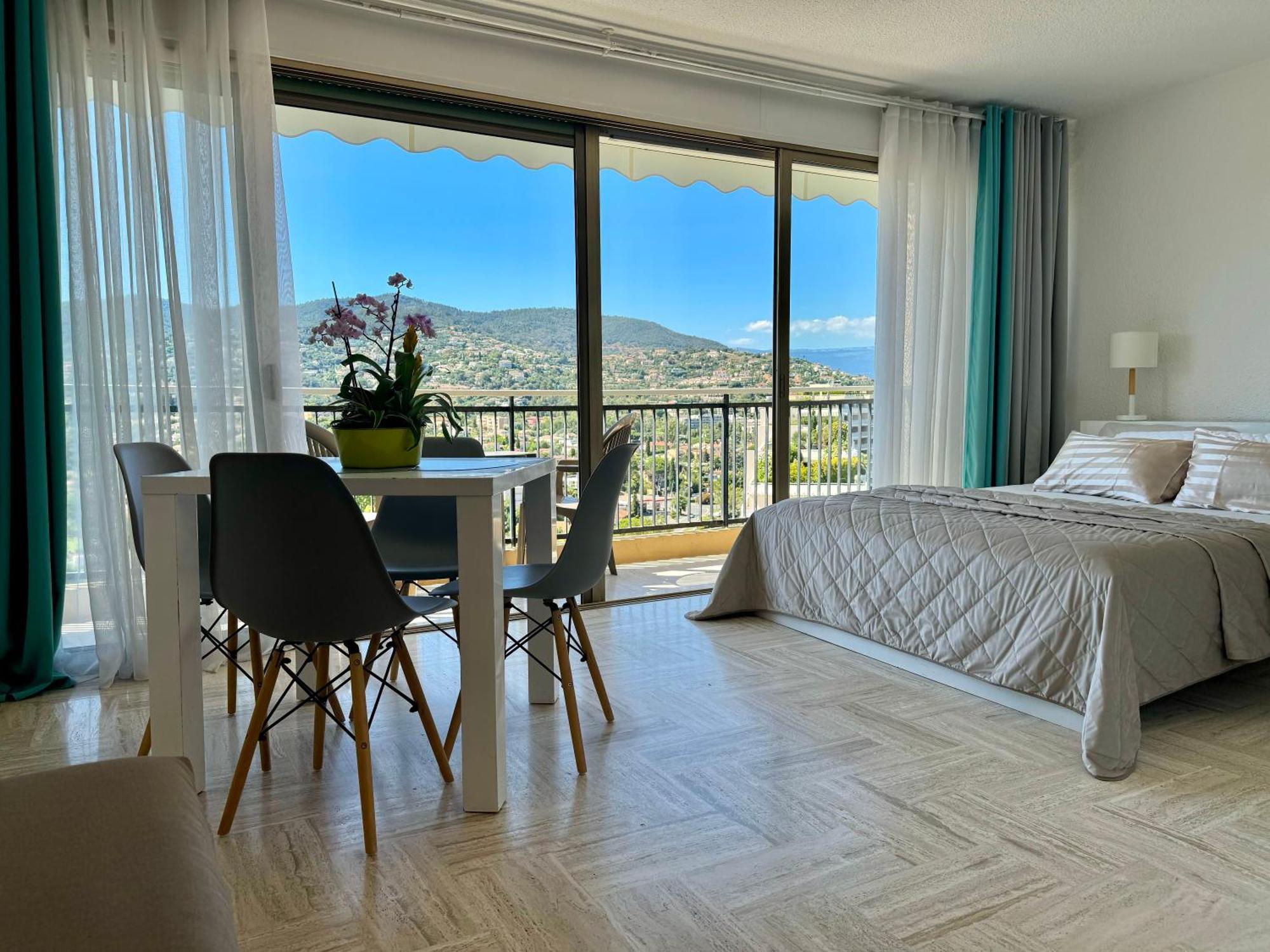 My Resid Appart Cannes Vue Marina Et Vue Montagne Манделю-ла-Напул Екстериор снимка